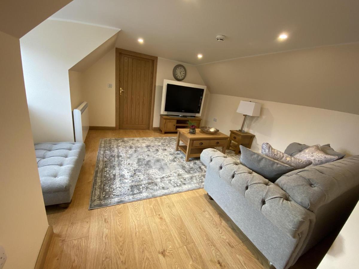 Waverley Inn Holiday Apartments Інвернесс Екстер'єр фото