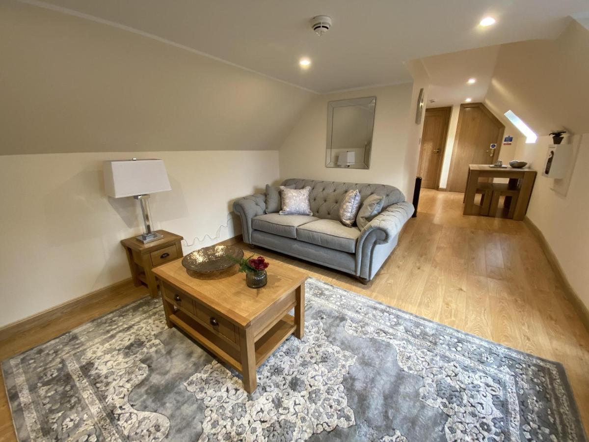 Waverley Inn Holiday Apartments Інвернесс Екстер'єр фото