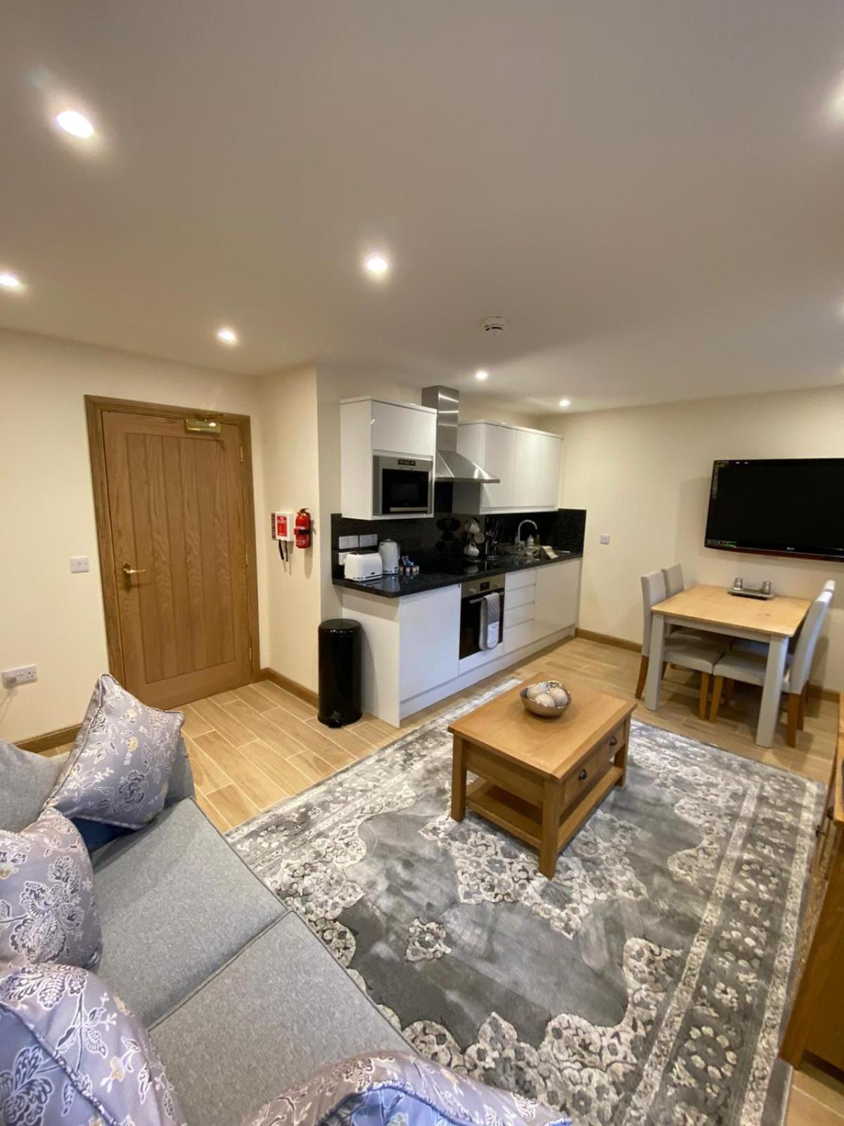 Waverley Inn Holiday Apartments Інвернесс Номер фото